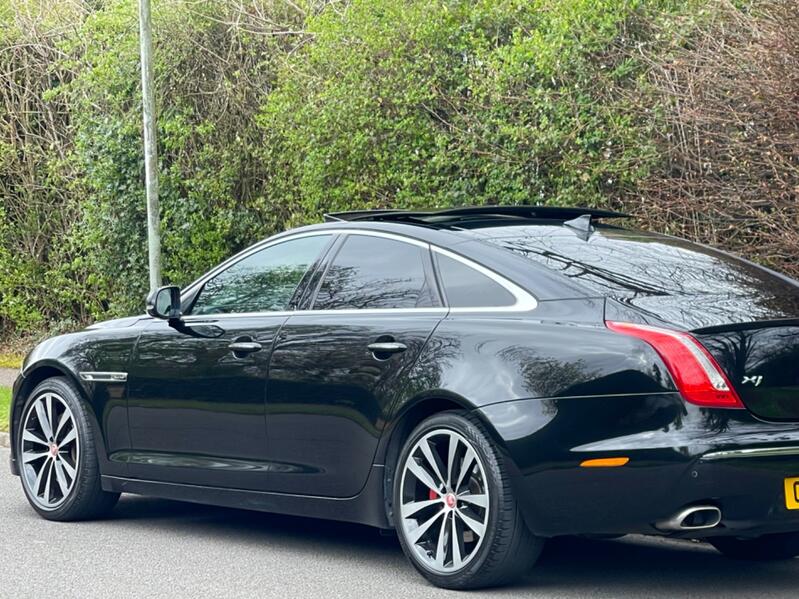 JAGUAR XJ