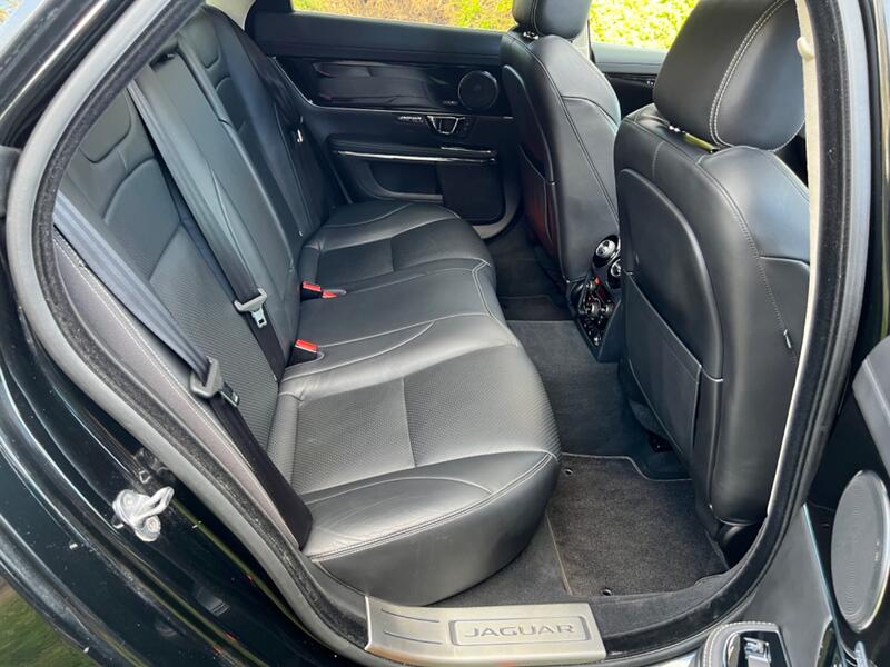 JAGUAR XJ