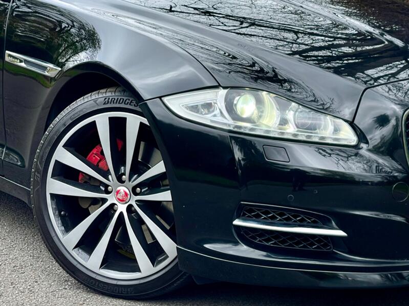 JAGUAR XJ