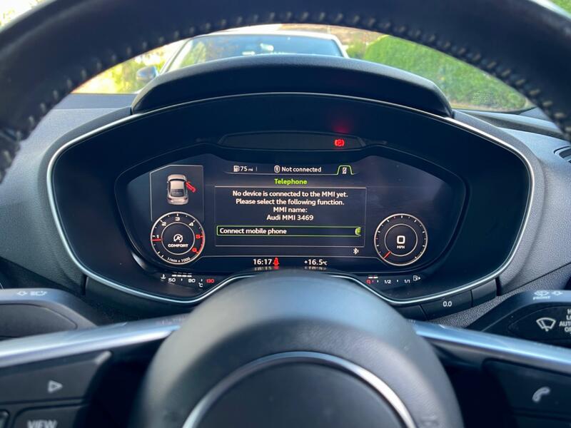 AUDI TT