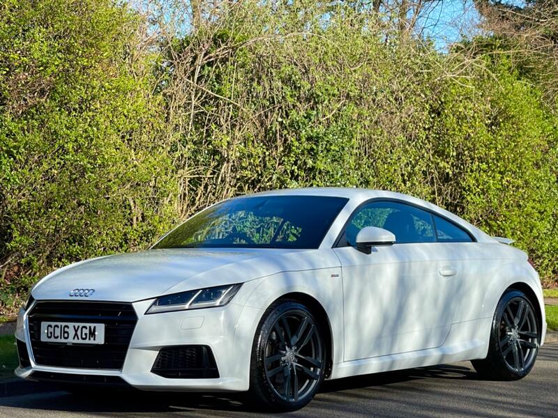 AUDI TT
