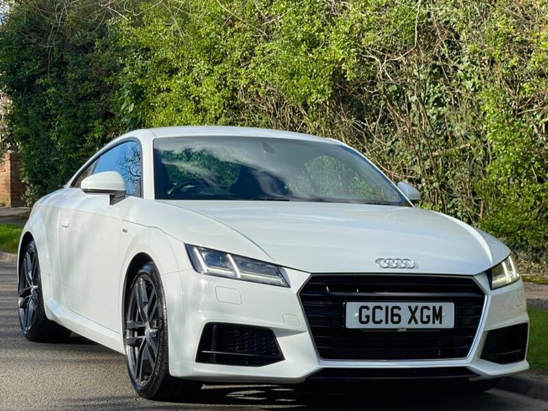 AUDI TT