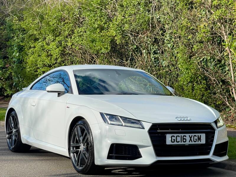 AUDI TT