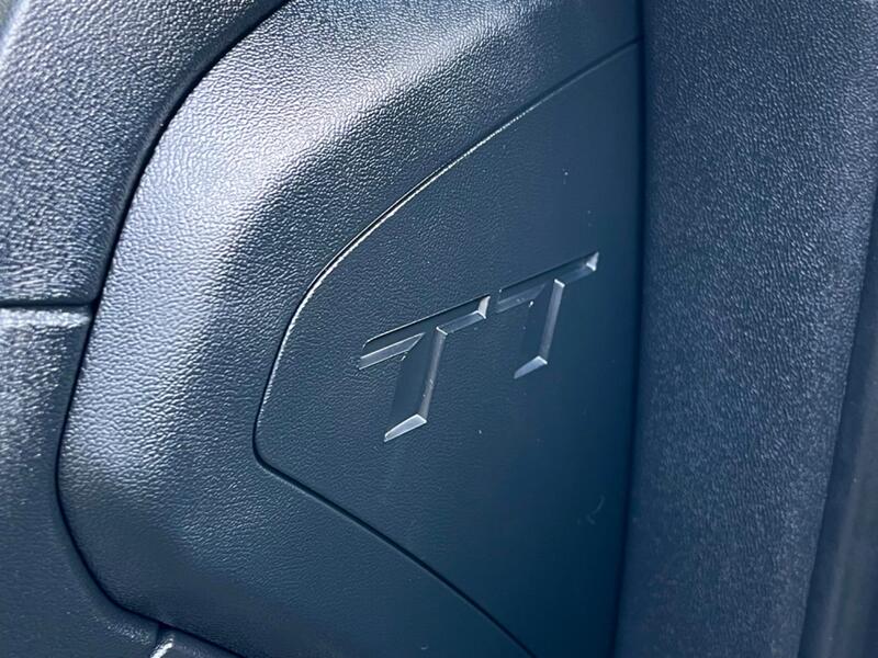 AUDI TT