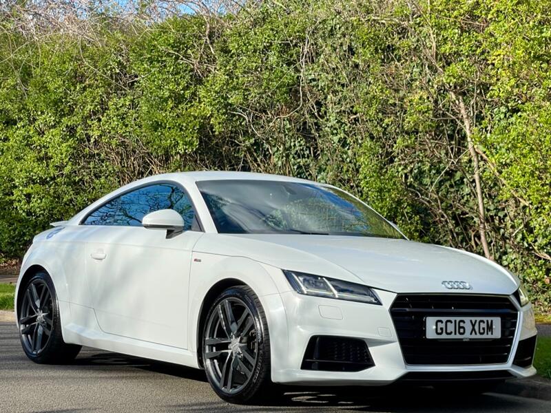 AUDI TT