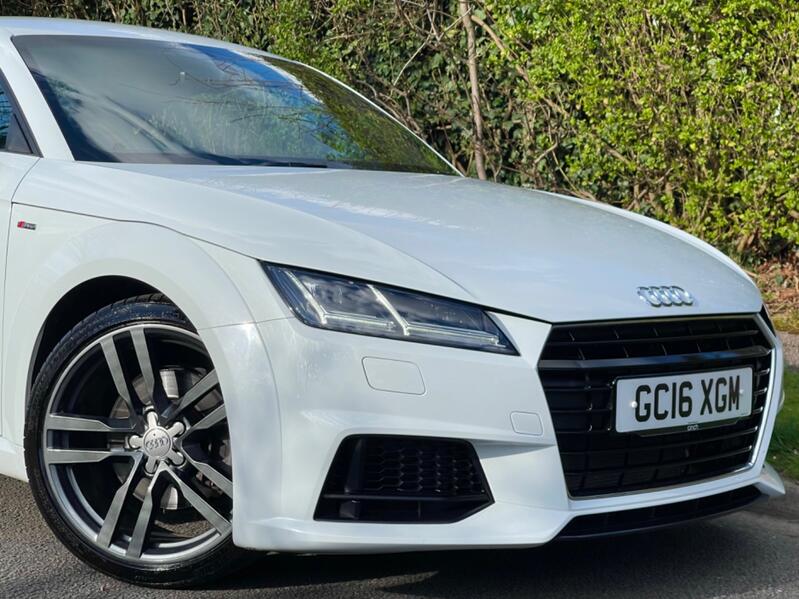 AUDI TT