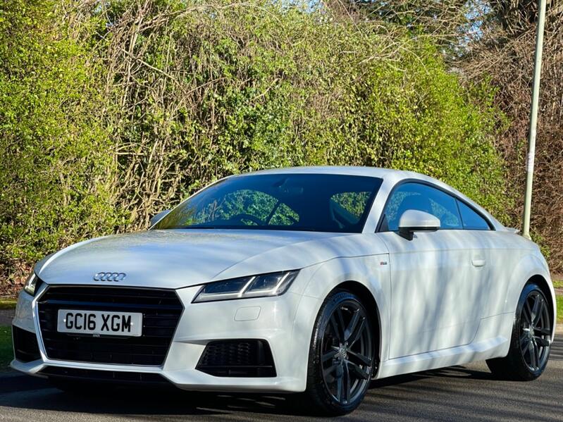 AUDI TT