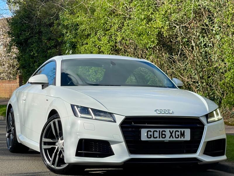 AUDI TT