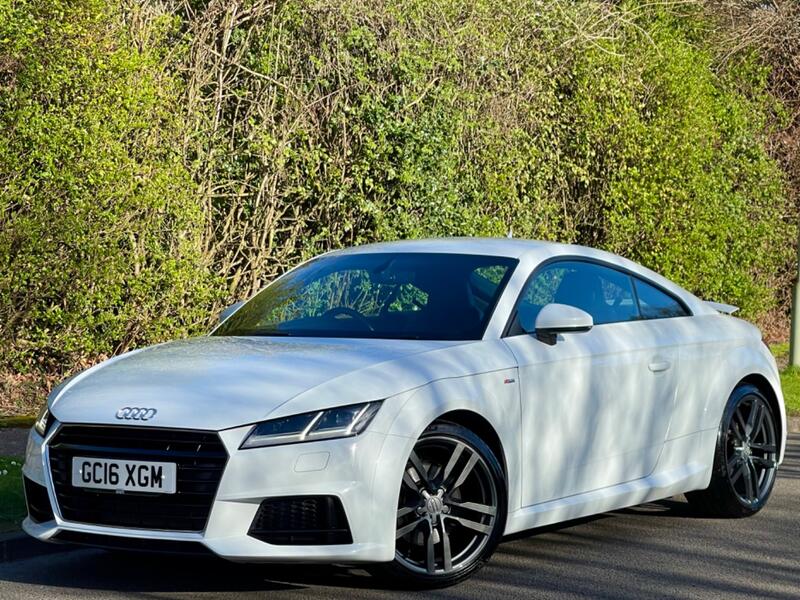 AUDI TT