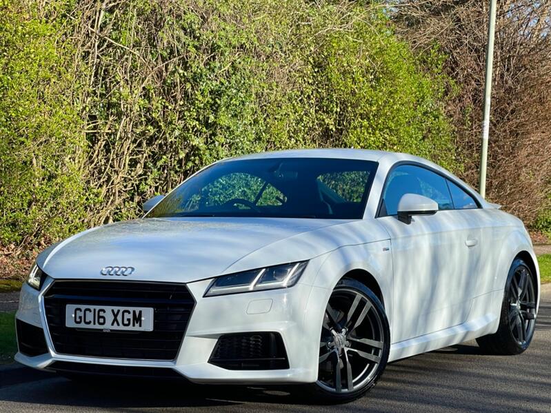 AUDI TT