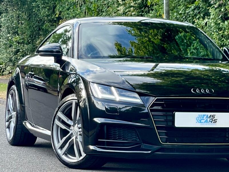 AUDI TT