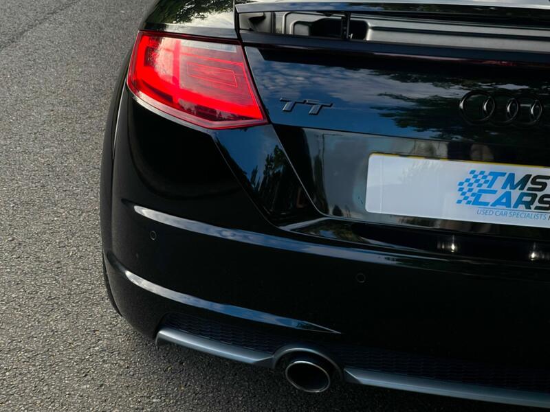 AUDI TT
