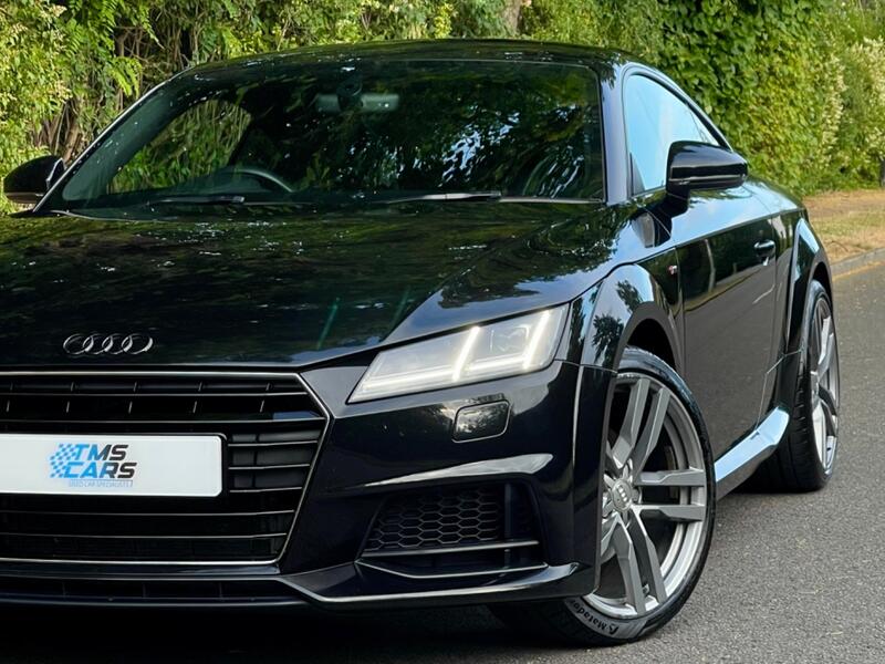 AUDI TT