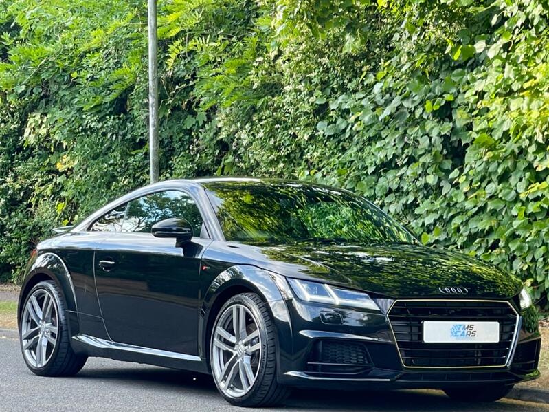 AUDI TT