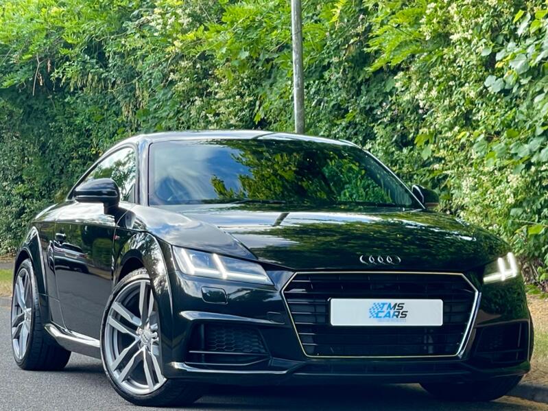 AUDI TT