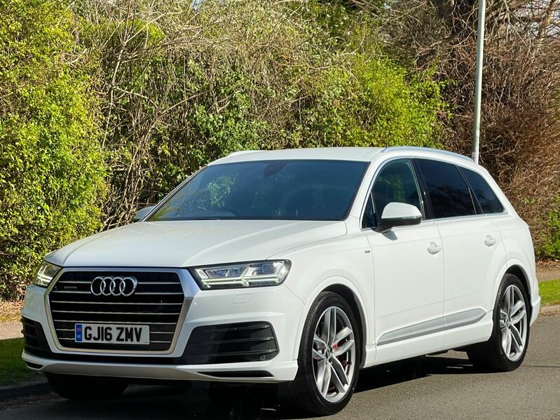 AUDI Q7