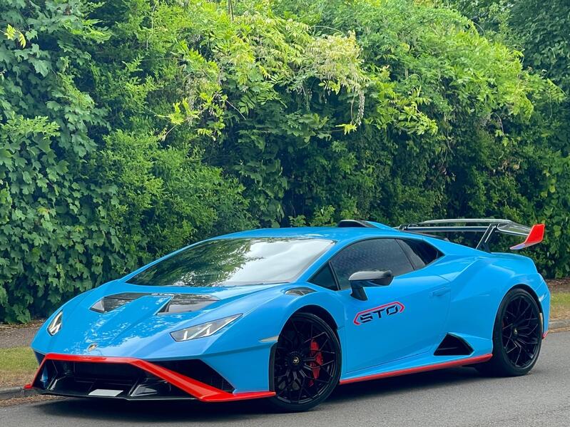 LAMBORGHINI HURACAN