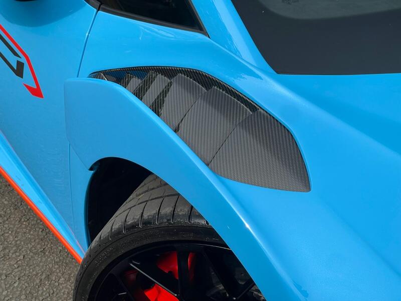 LAMBORGHINI HURACAN
