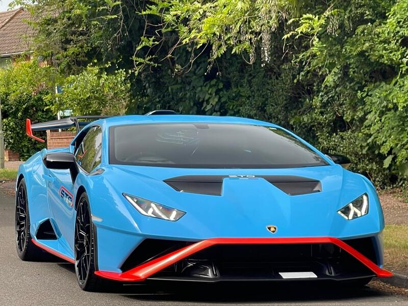 LAMBORGHINI HURACAN