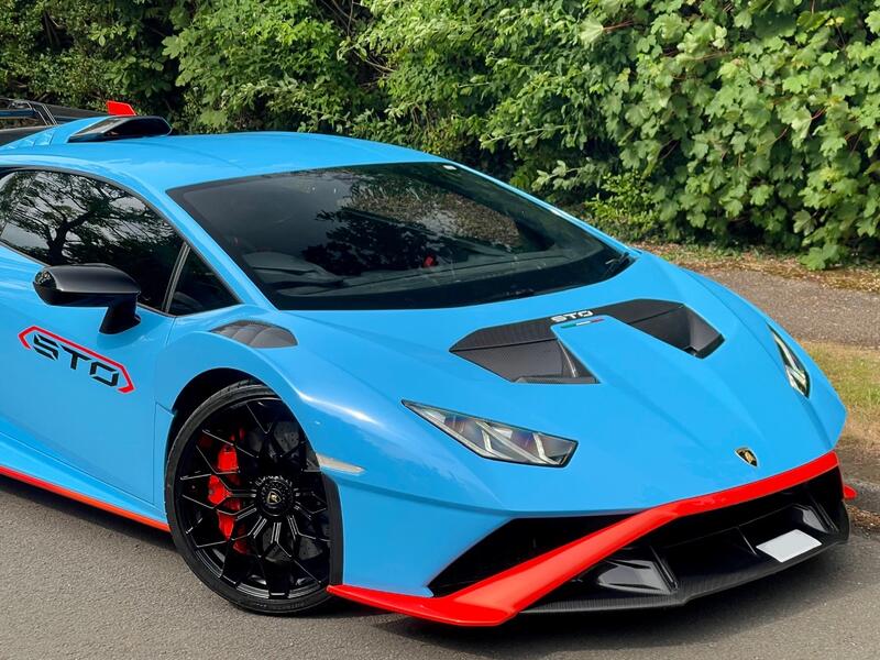 LAMBORGHINI HURACAN