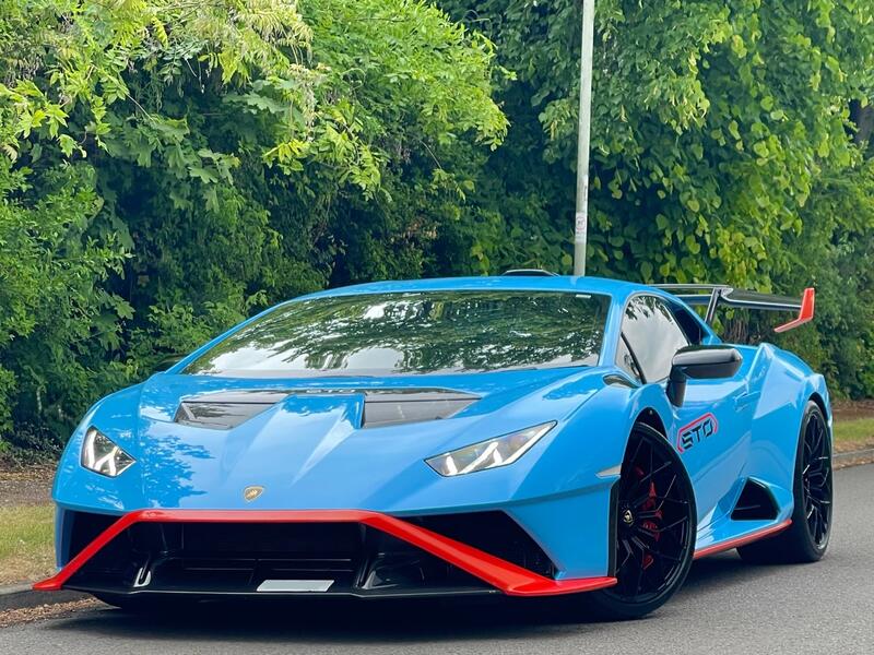 LAMBORGHINI HURACAN