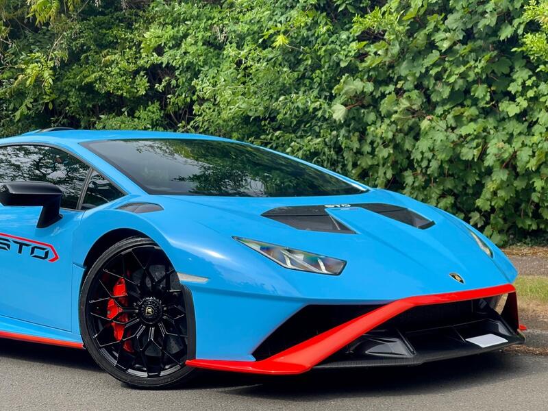 LAMBORGHINI HURACAN