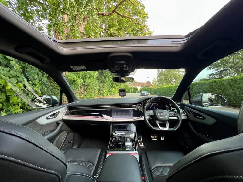 AUDI SQ7