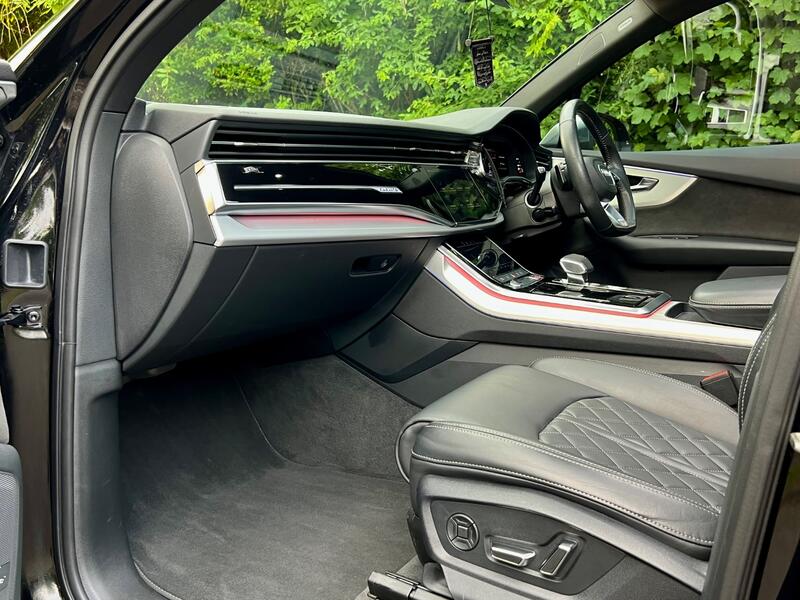 AUDI SQ7