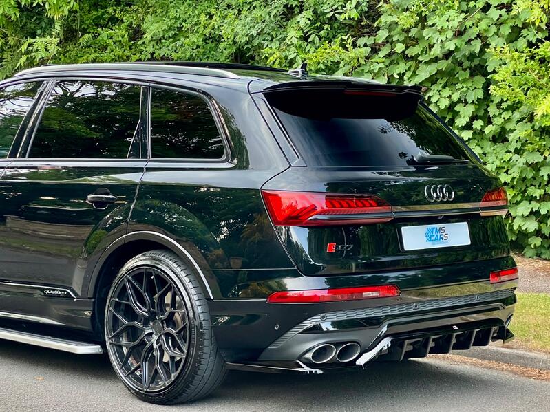 AUDI SQ7